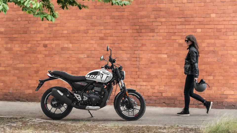 Bajaj Auto Introduces Triumph Speed T4 and MY25 Speed 400: Prices, Features, and More